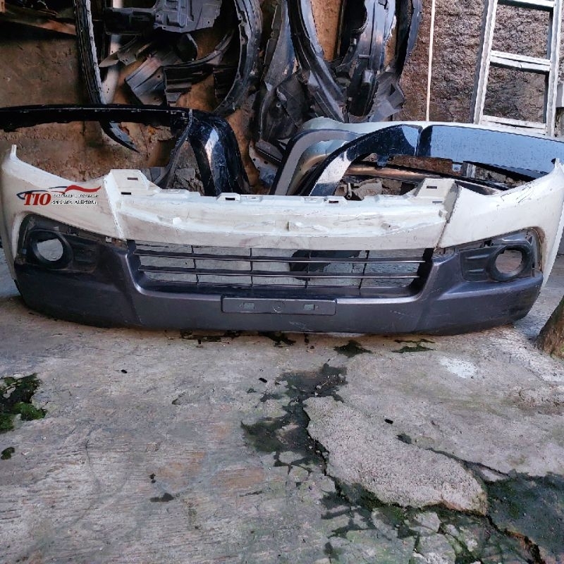 Bumper depan Isuzu MUX 2019