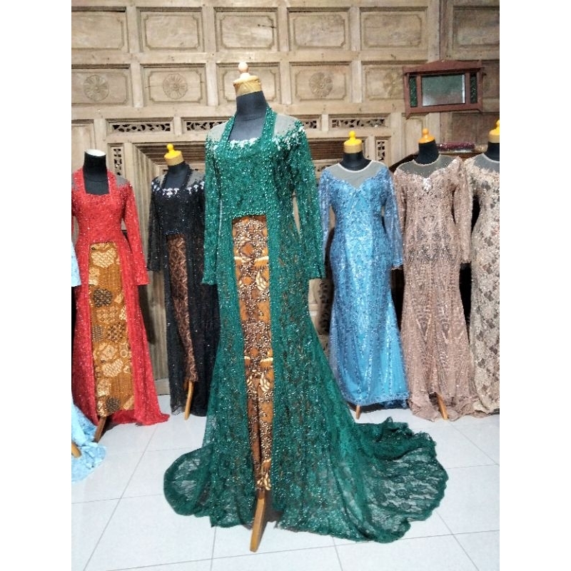 kebaya pengantin kutubaru warna hijau botol/ emerald