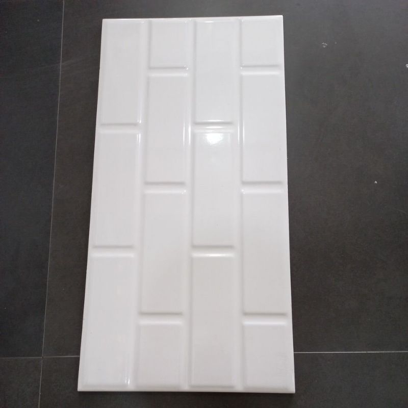 kramik dingding briky white 30x60