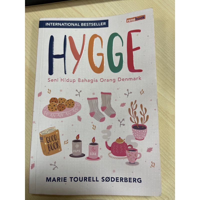 Preloved - Buku Hygge Seni Hidup Bahagia Orang Denmark