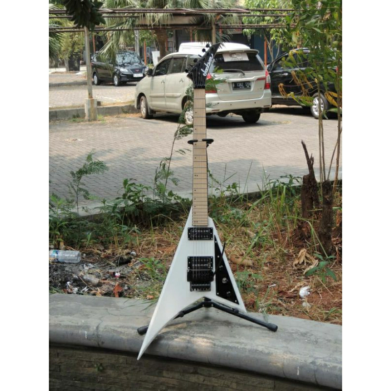 GITAR ELEKTRIK JACKSON RANDY ROADS