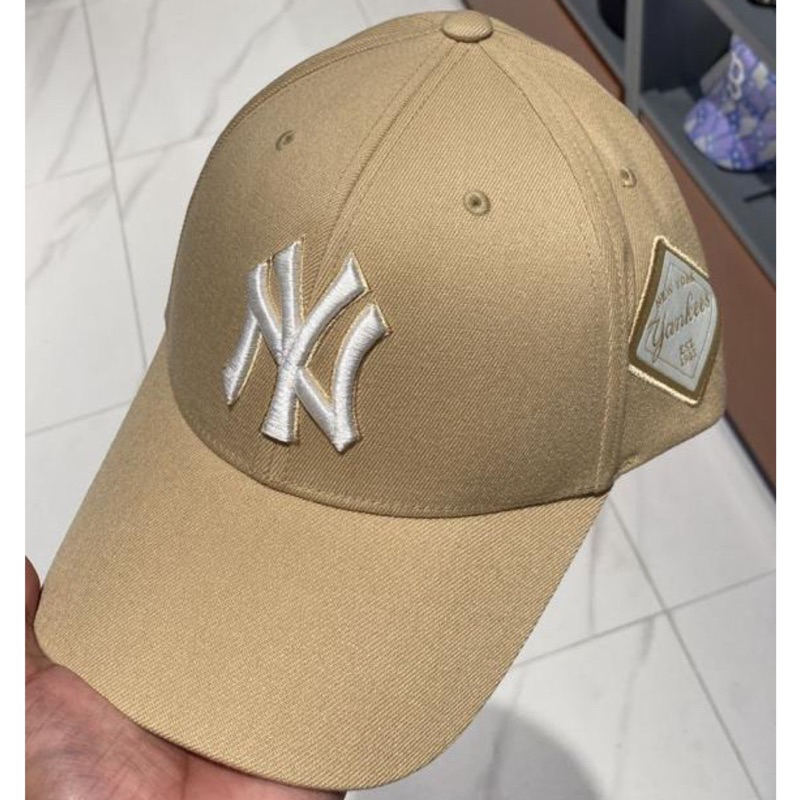 Topi ML B Stamp Ball Cap NY Yankees Beige (New With Tag)