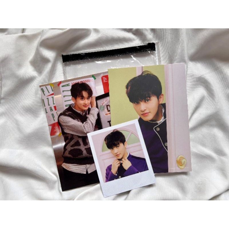 POSTCARD POLAROID NCT OFFICIAL MARK JISUNG JUNGWOO