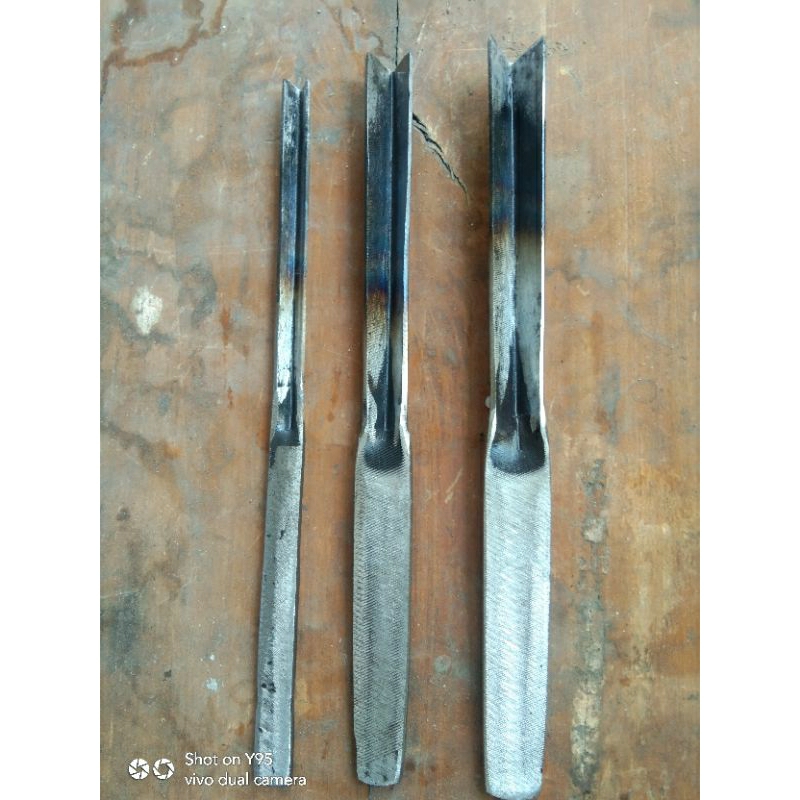 tatah pahat ukir jenis coret tebal dari baja serkel