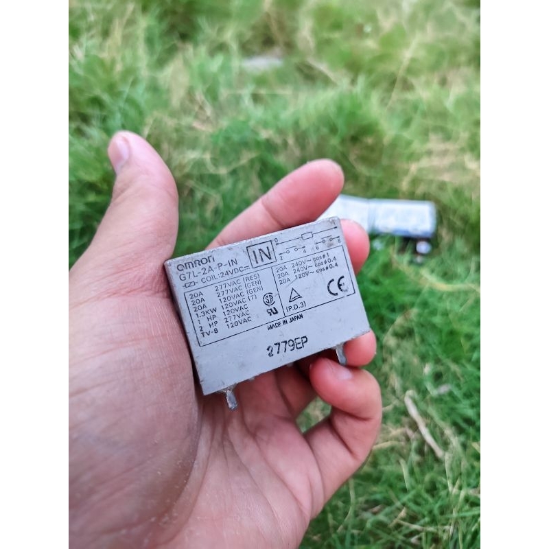 Relay.Relay omron.berbagai relay omron.berbagi relay.(harap baca deskripsi).