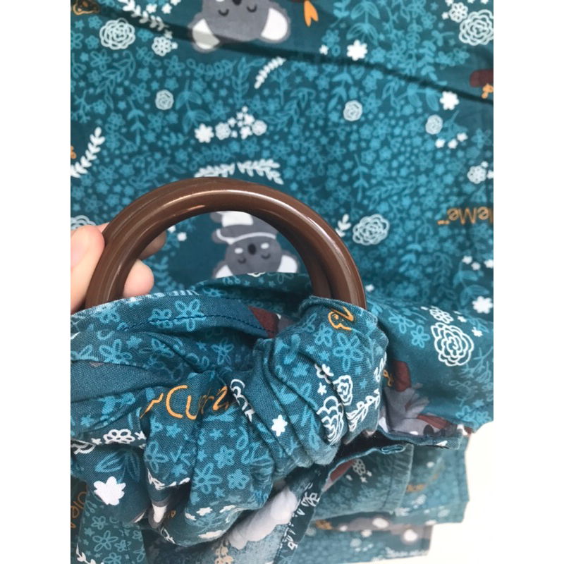 PRELOVED ring sling cuddle me