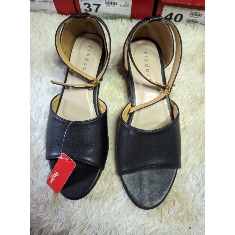 sandal tali belakang hak tahu heels 3cm hitam slop selop kokop wanita ibu branded matahari fladeo te