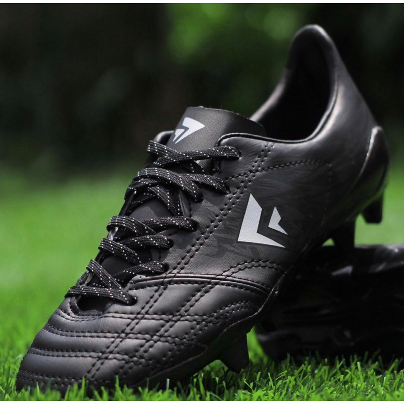 Sepatu Bola Sevspo Garuda Apex Black Original