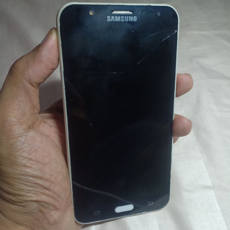 Samsung J700F J7 2015 Matot