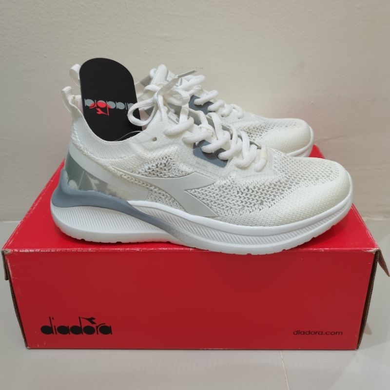 Sepatu Diadora Wanita ERFA Putih Original