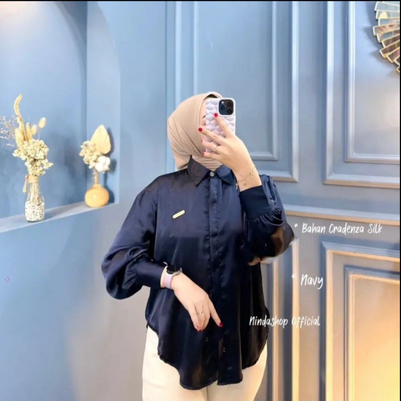 Kemeja Wanita Basic Cradenza Silk Polos