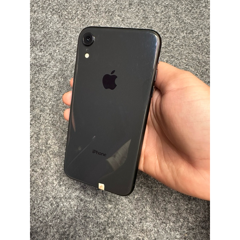 iphone xr 64gb hitam