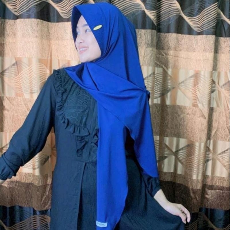 segitiga instant oval pet antem hijab  pashmina santai daily