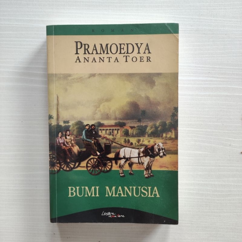 Buku Bekas Original Bumi Manusia dan Istanbul