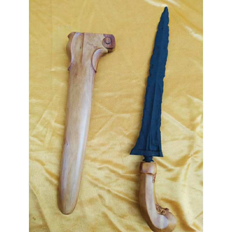 KERIS JALAK BUDHO ISTIMEWA