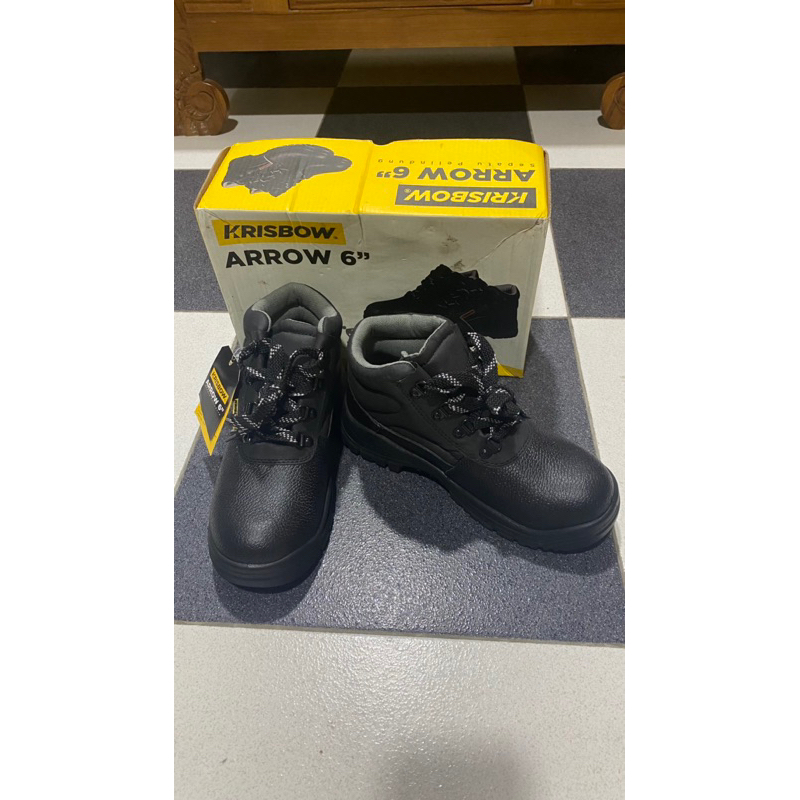 Sepatu Krisbow Arrow 6