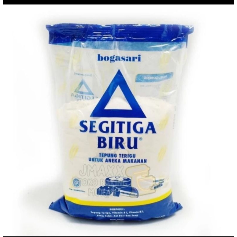 

Tepung terigu segitiga biru 1 kg