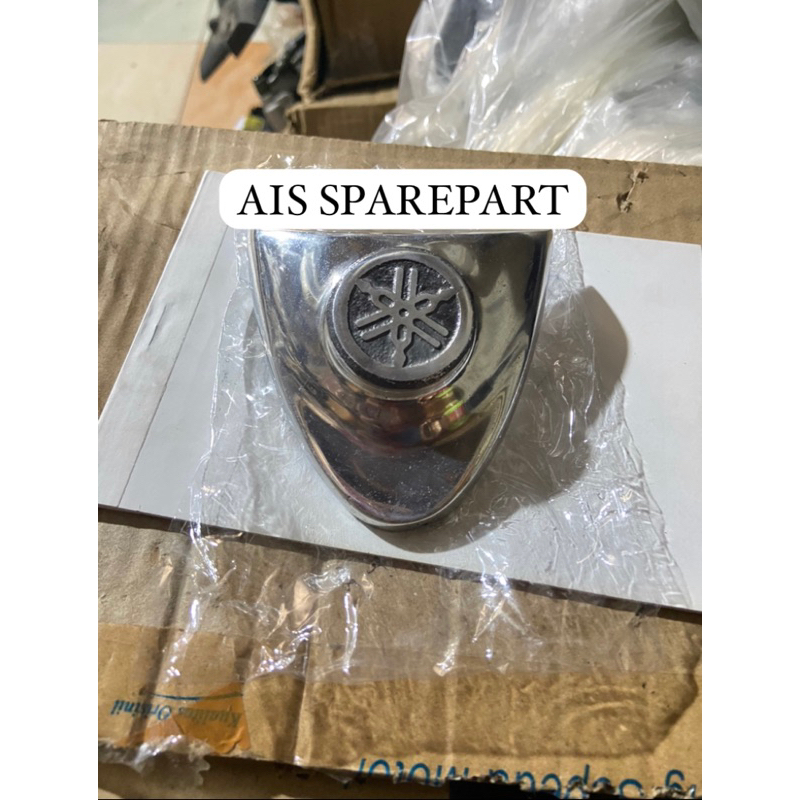 Emblem Dasi Depan Yamaha Vega Lama/Fiz R