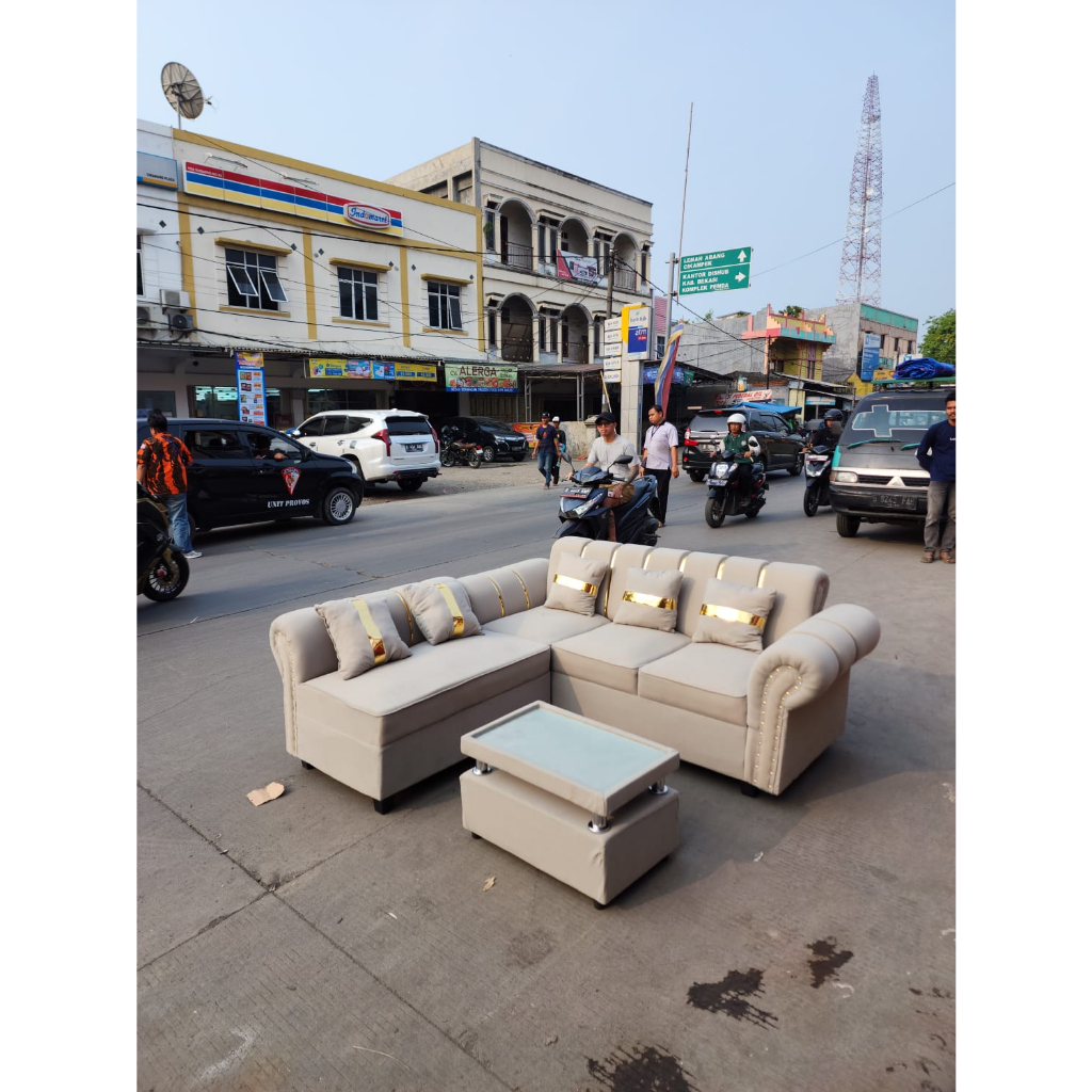 SOFA L PUTUS KANCING LIS GOLD / SOFA L PUTUS KANCING