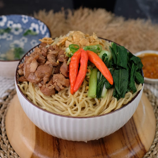 

Mie Ayam Frozen Cabe Gerus