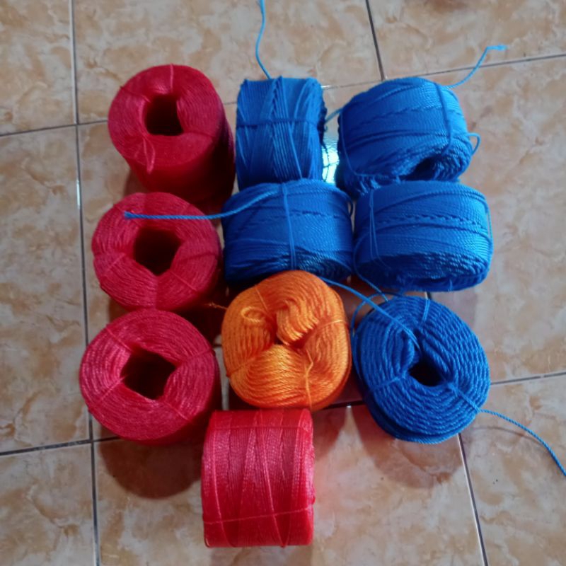 tampar layangan, tali tambang layangan