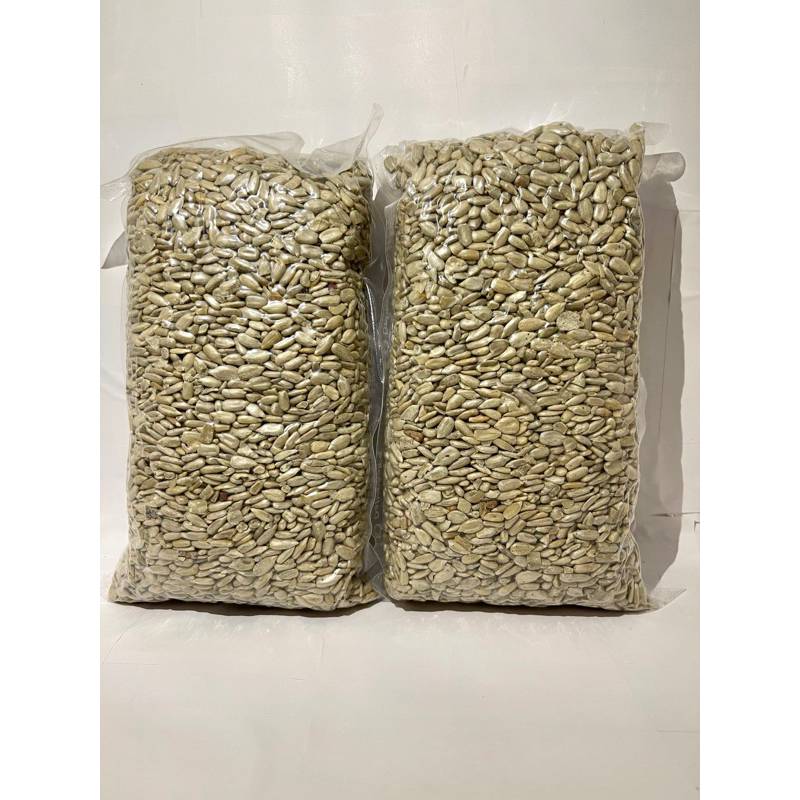 

SUNFLOWER SEED ROASTED / KUPAS 1 KG