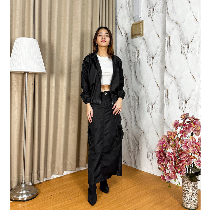EllysiaLC - Aria Parachute Bomber Set - Setelan Wanita Bomber Lengan Panjang dan Rok Cargo Highwaist