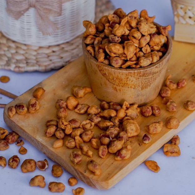 

Kacang Bandung 500 gr Mabiean Snack Makanan Ringan Cemilan Makanan Kiloan Oleh-oleh Tasik