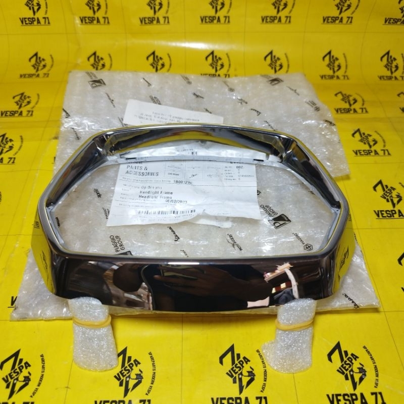 List Frame Headlamp Sprint / List Lampu Depan Vespa Matic Sprint Chrome ( Original Piaggio )