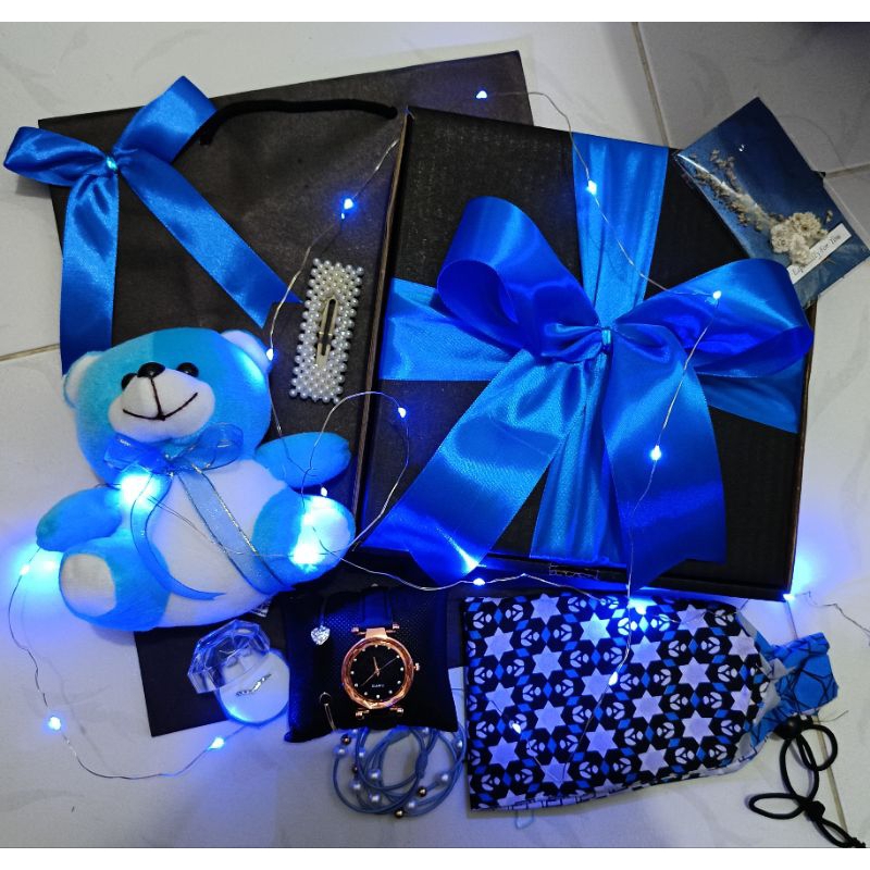 

kADO SAJADAH / KADO MUSLIM / HAMPERS / KADO ULTAH / KADO ANNIVERSARY / KADO VALENTINE / GIFT CEWE / KADO MURAH / KADO CEWE / SAJADAH
