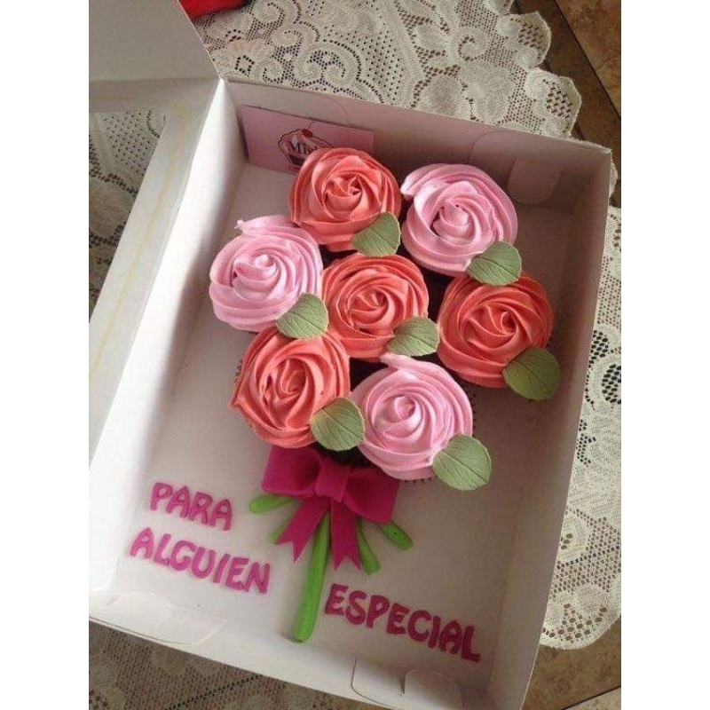 

flower cup cake