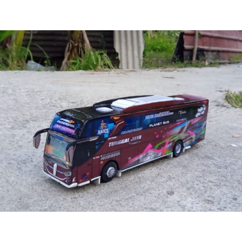 PAPERCRAFT BUS TUNGGAL JAYA "ARMAGEDDON"