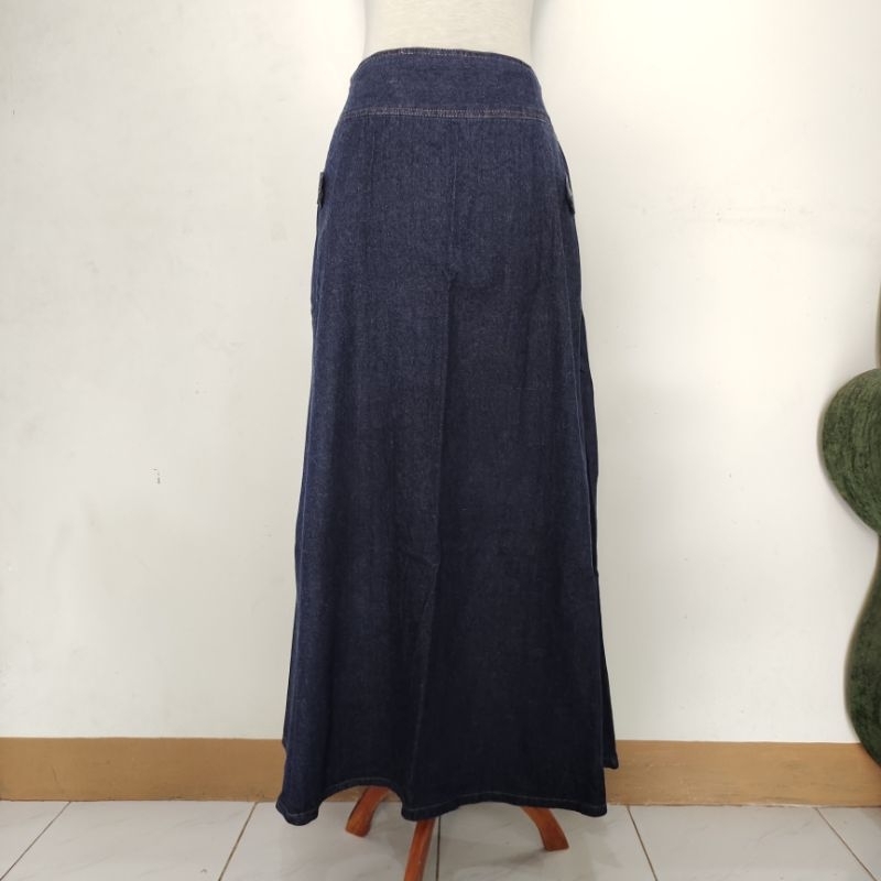 Rok wanita bahan denim potongan A/rok payung