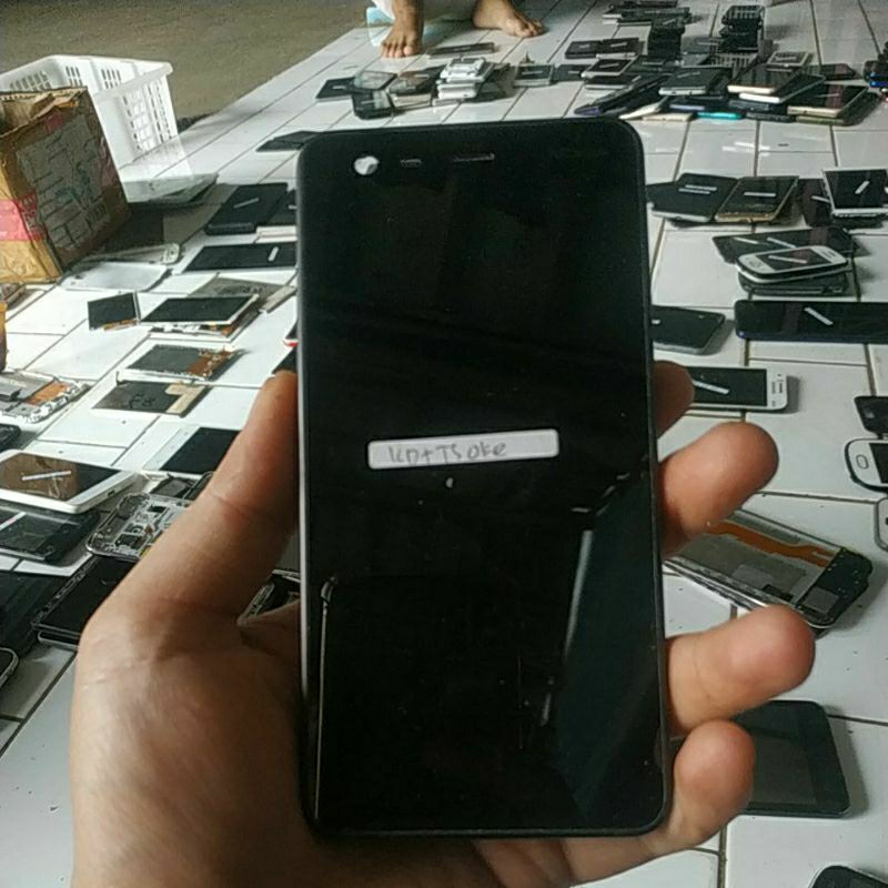 lcd touchscreen plus frame bekas nokia 2 original