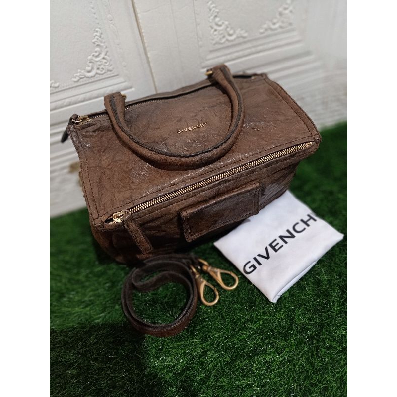 Givenchy PANDORA Preloved