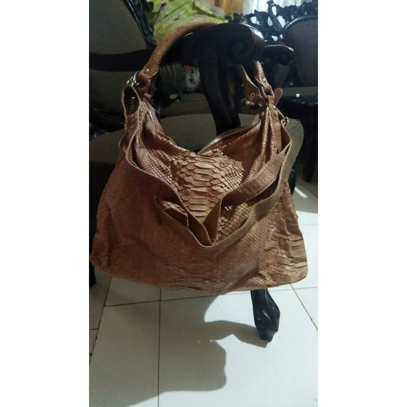 Tas Hobo kulit ular asli lengkap talpan