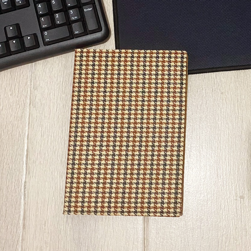 

Hard Cover Agenda A5 Journal Aesthetic Houndstooth Simple Buku Tulis Kerja Sekolah Kantor
