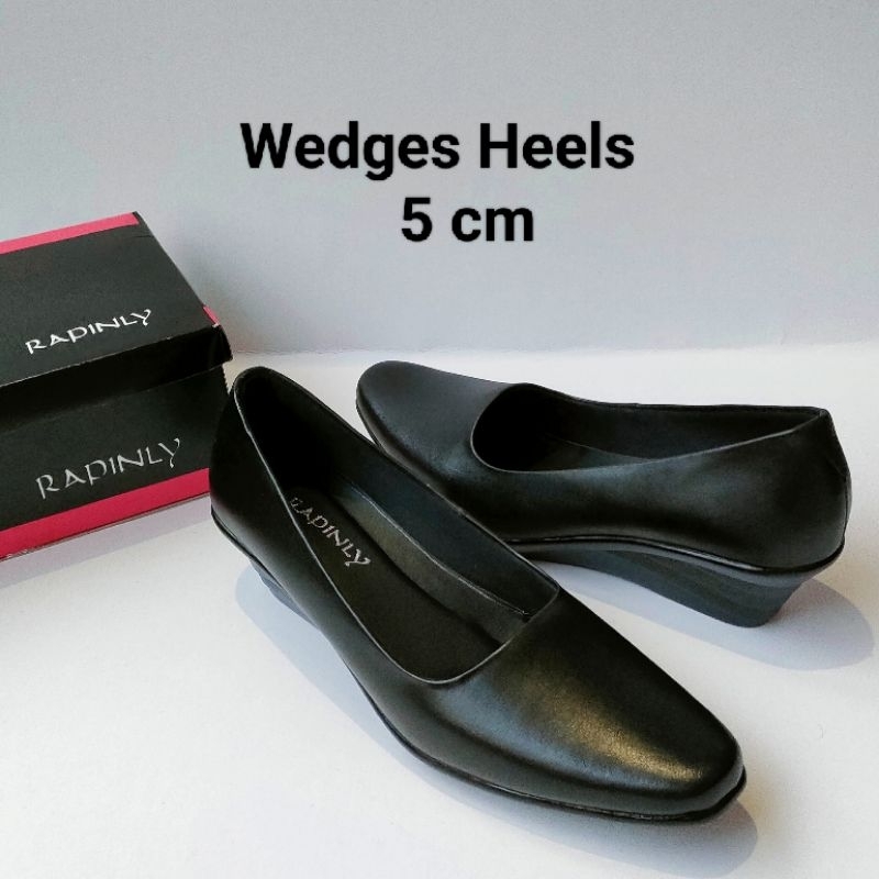 Sepatu Pantofel Wedges Wanita Kulit Asli Heels 5 cm