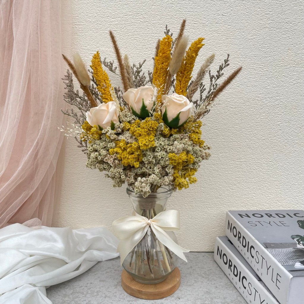 Satu set hiasan bunga kering dan vasBianca set | satu set bunga kering |  | bunga kering | hiasan me