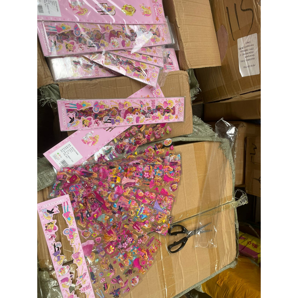 

STIKER 2D&3D SANRIO MIXUE PANJANG ISI 20 LEMBAR