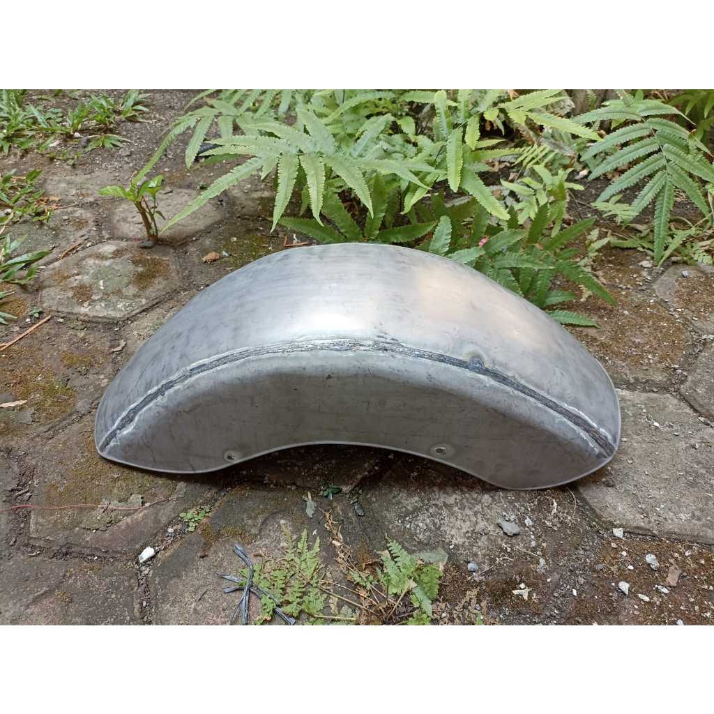 Spakbord Motor Custom Bobber Belakang