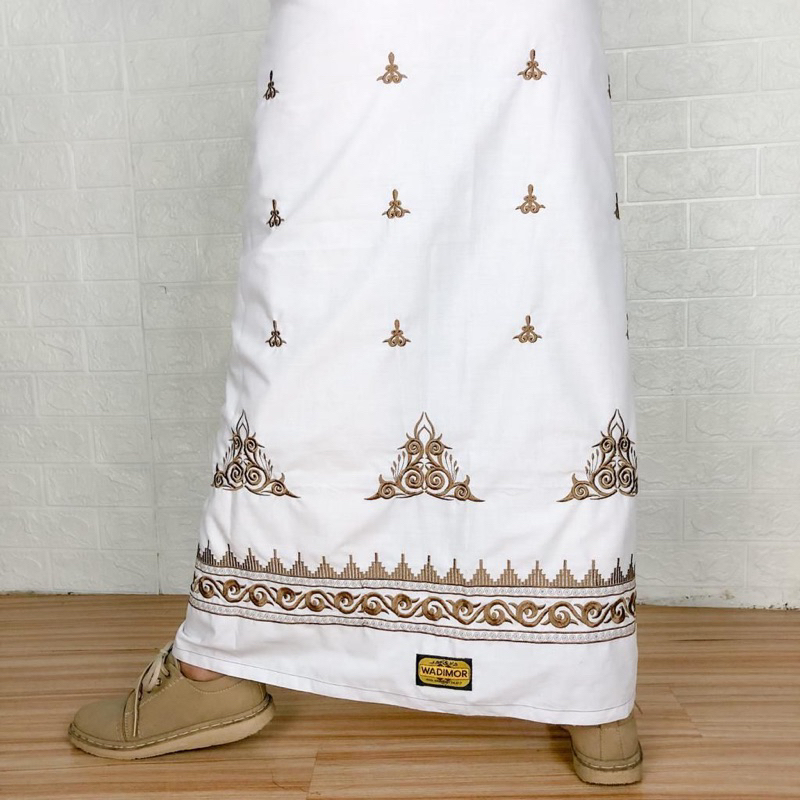 Wadimor - Sarung wadimor bordir motif bali putih