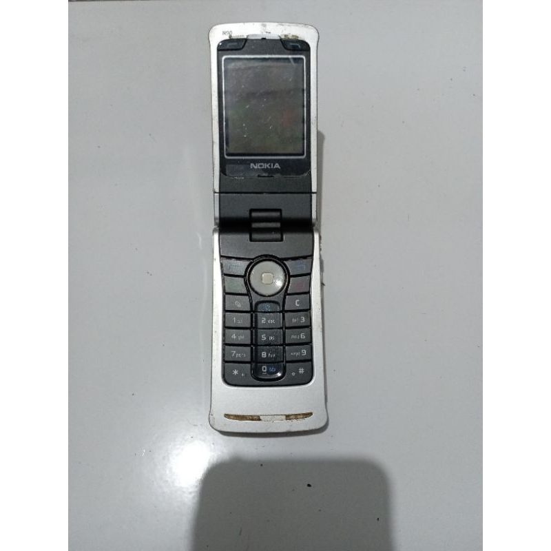 nokia N90 bahan
