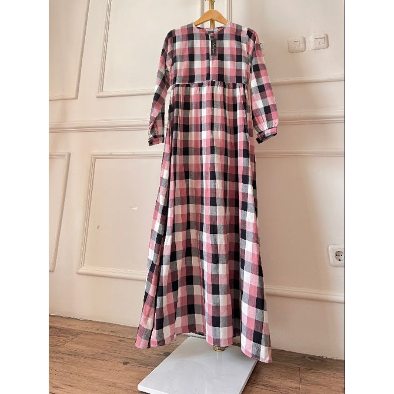 Hijab Kayunie Gamis Syari Motif Kotak