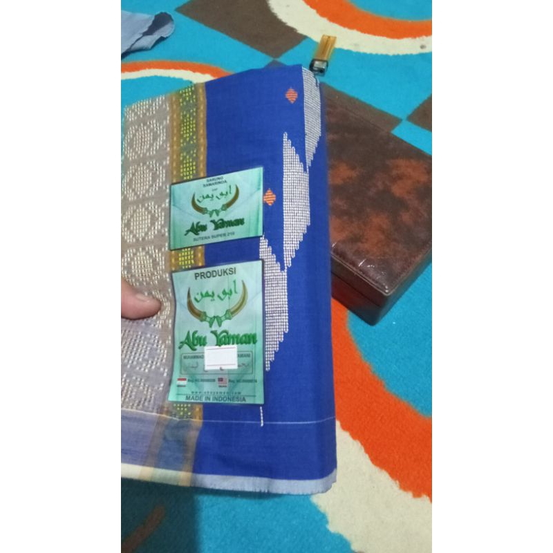 SARUNG FULL SUTRA JADUL SGE ABU YAMAN sutranya mengkilap
