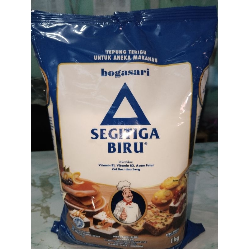 

tepung segitiga premium/ekonomis 1kg