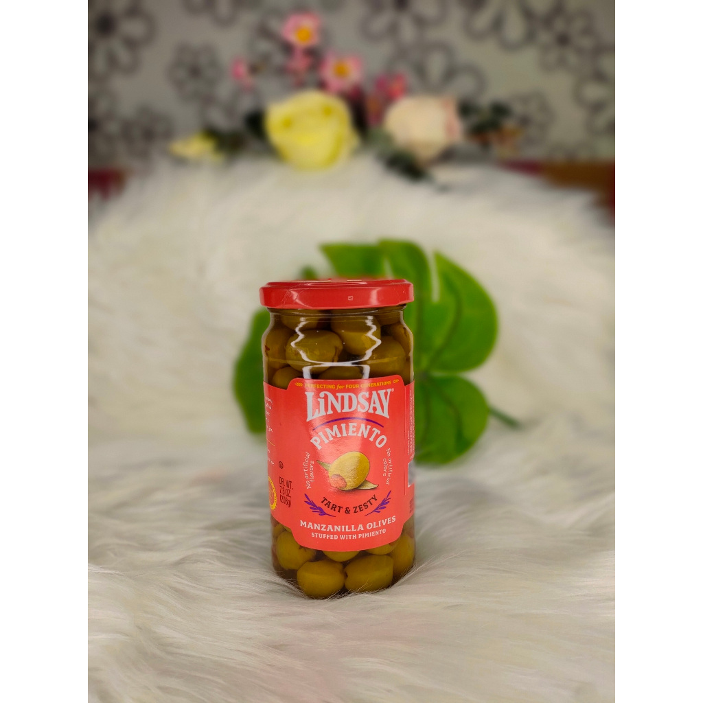 

Lindsay Manzanilla Olives Stuffed with Pimiento 208 GR/ Acar Buah Zaitun