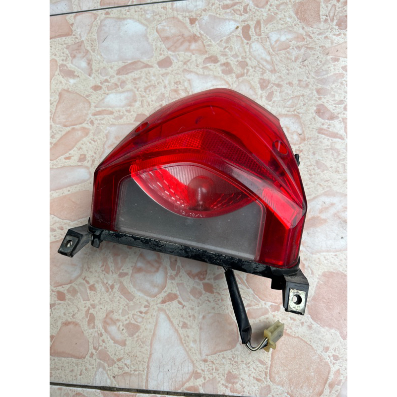 lampu blakang lampu stop skydrive suzuki skydrive