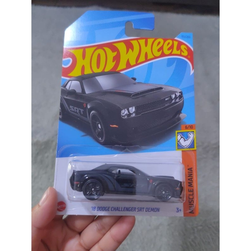 Hot Wheels 18 Dodge Challenger srt demon