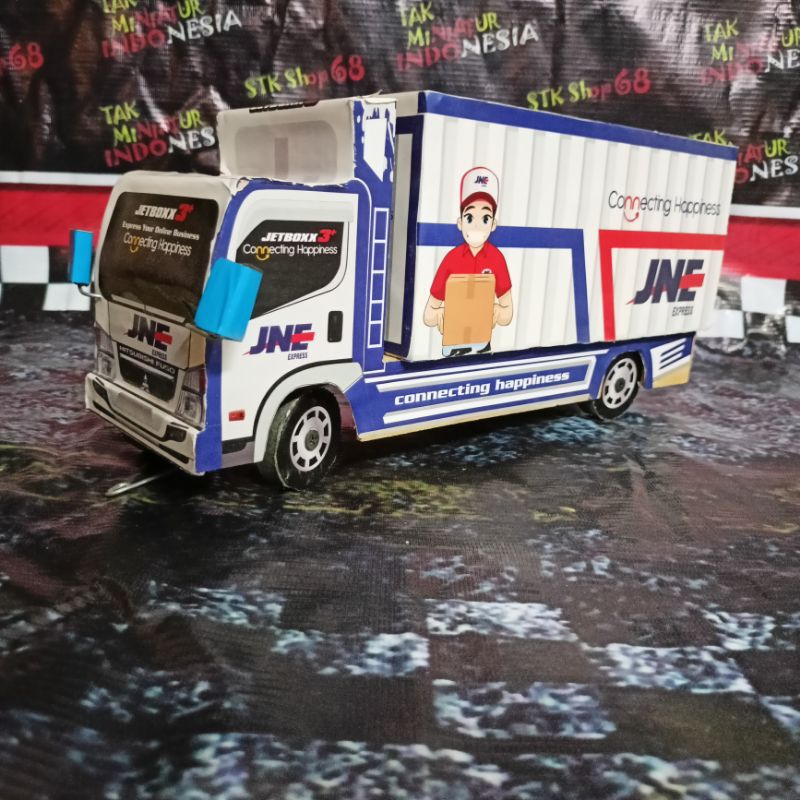 Mainan Miniatur Truk Canter Paket JnT Bok pilih Kategori Full Lampu RC Remot Control Baterai CAS